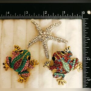 Lot of 3 Vintage Style Rhinestone Brooches - 2 Frogs & Starfish -Multi-color